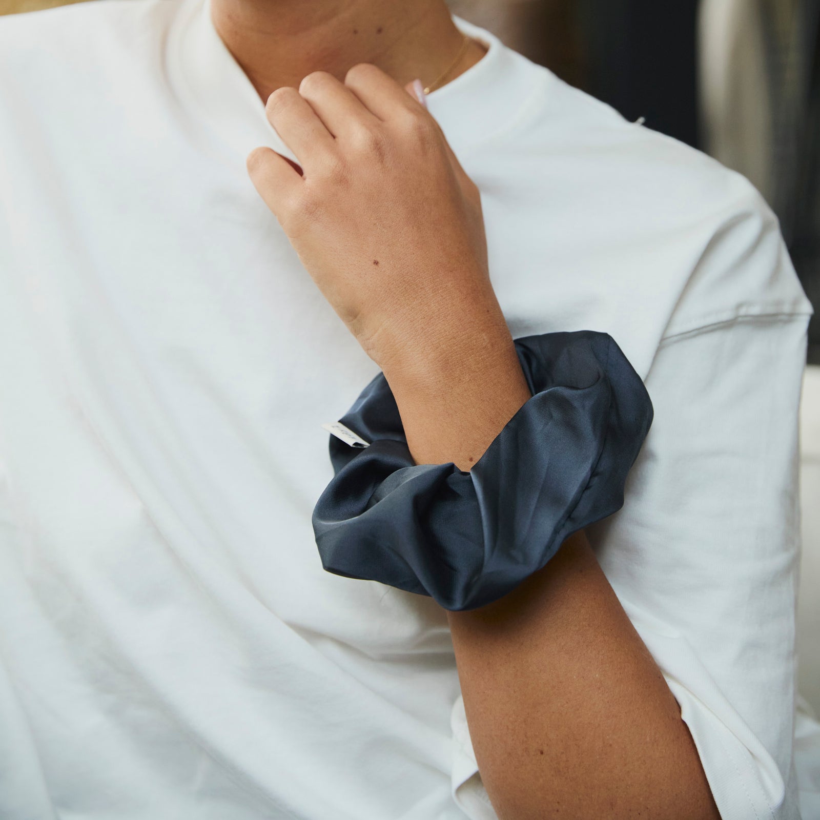 Silk Scrunchy (Midnight)