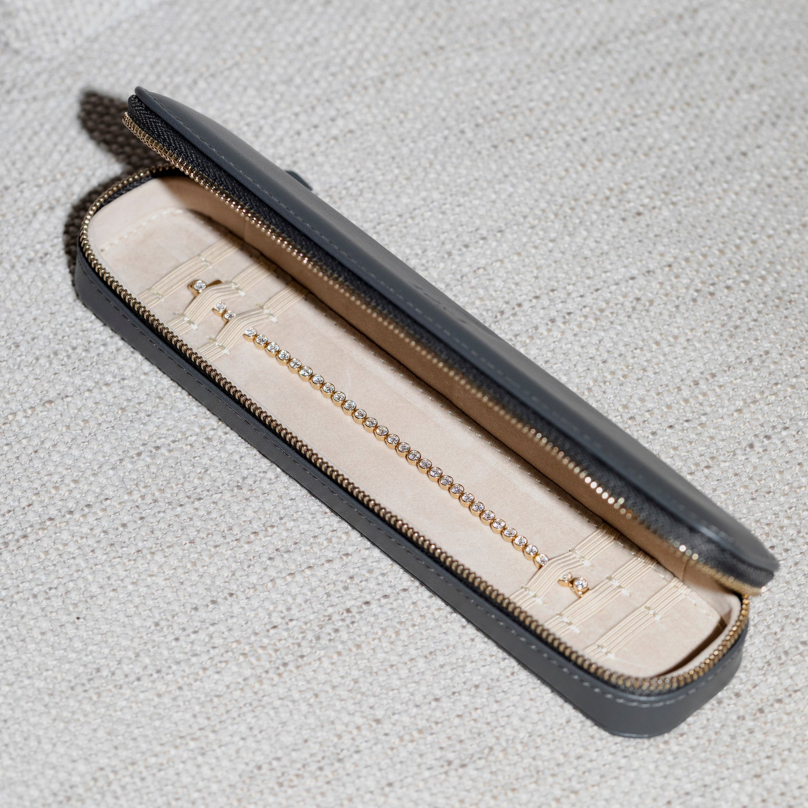 Travel Bracelet Case